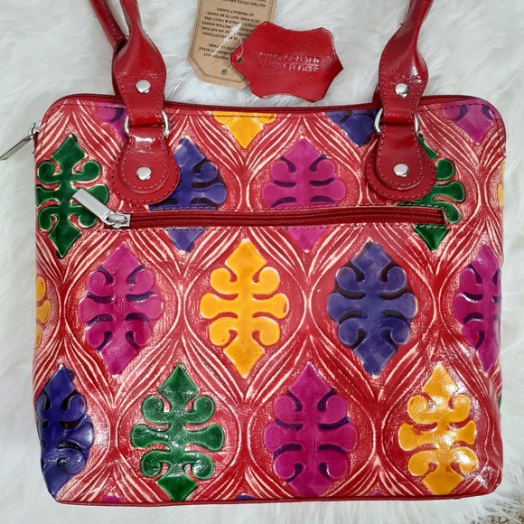 VIVID by Sukriti 100% Leather Red Damask Pattern Hand-Painted Bag - Picture 3 of 16